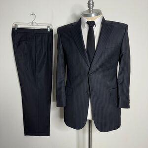 Jos A Bank Signature Gold Suit 41R‎ 32W Mens Black Stripe Wool